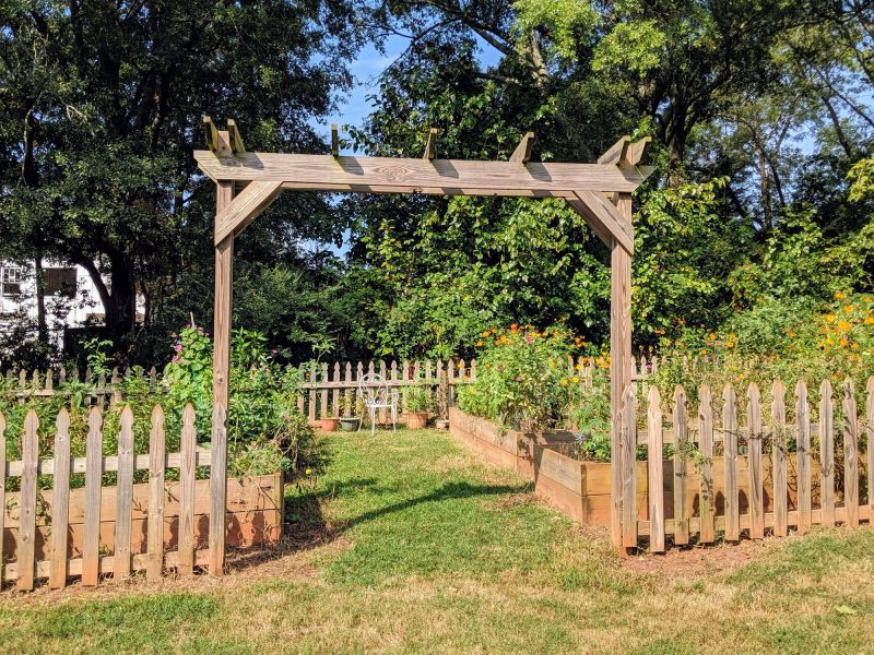 Wooden Garden Trellis Service